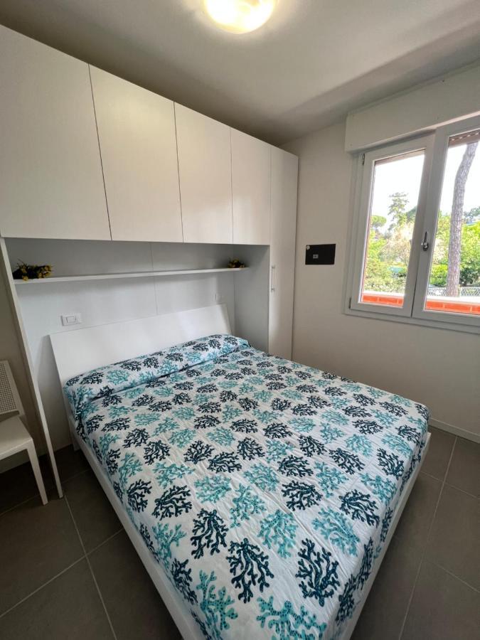 Twin Pine Trees Flats, Near Beach Bibione Exterior foto