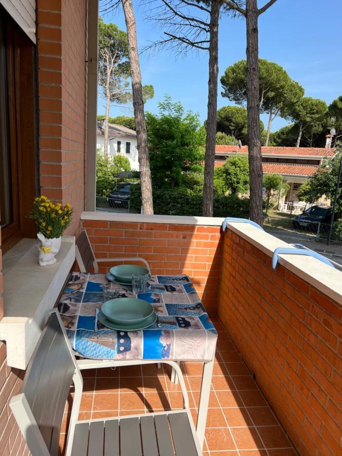 Twin Pine Trees Flats, Near Beach Bibione Exterior foto